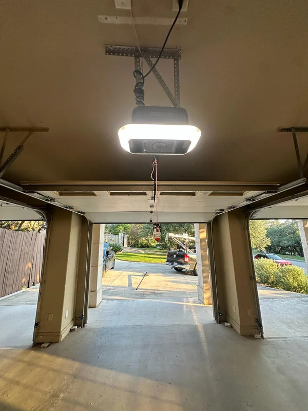 garage door maintenance tips macarthur